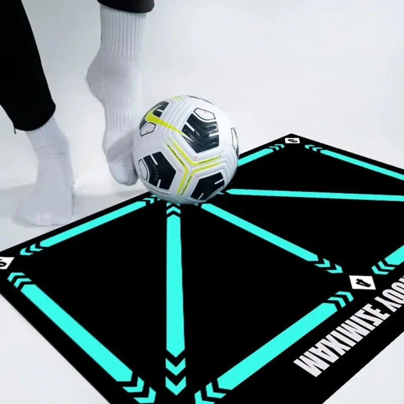 Junior Soccer Skills Mat (including training videos) - The perfect gift for the holidays