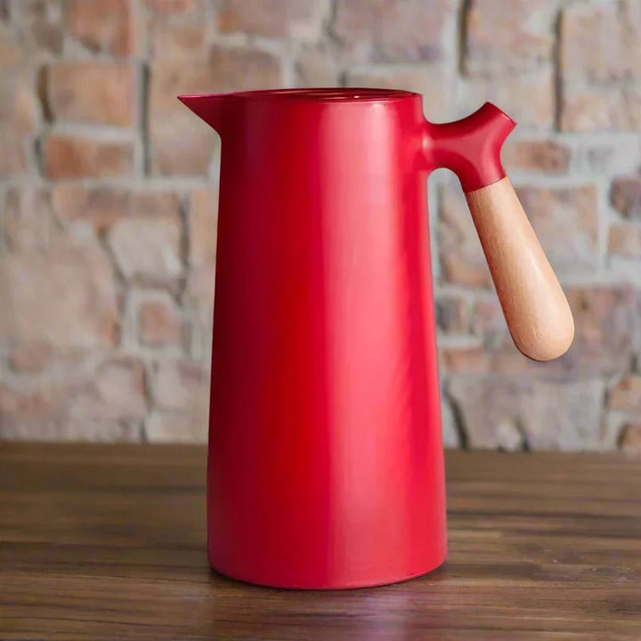 NordicTherm - Stylish Thermos Bottle with Long-Lasting Heat and Cold Insulation