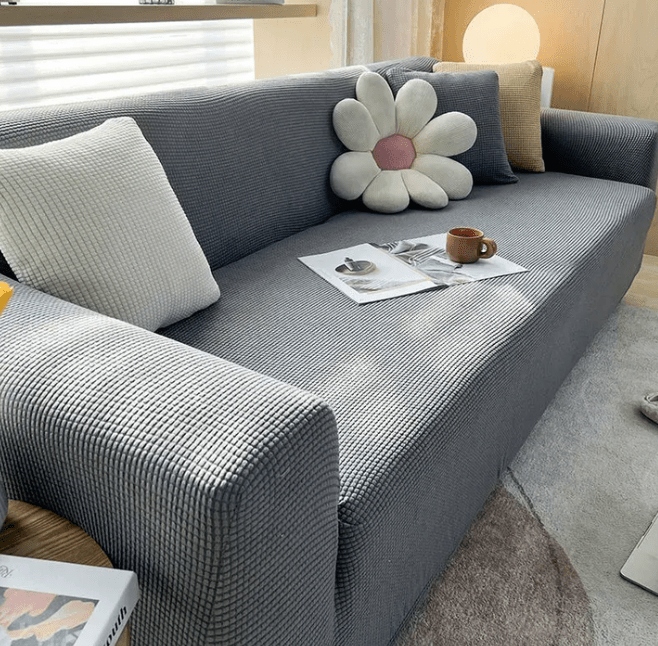 CouchWrap - light and non-slip sofa cover