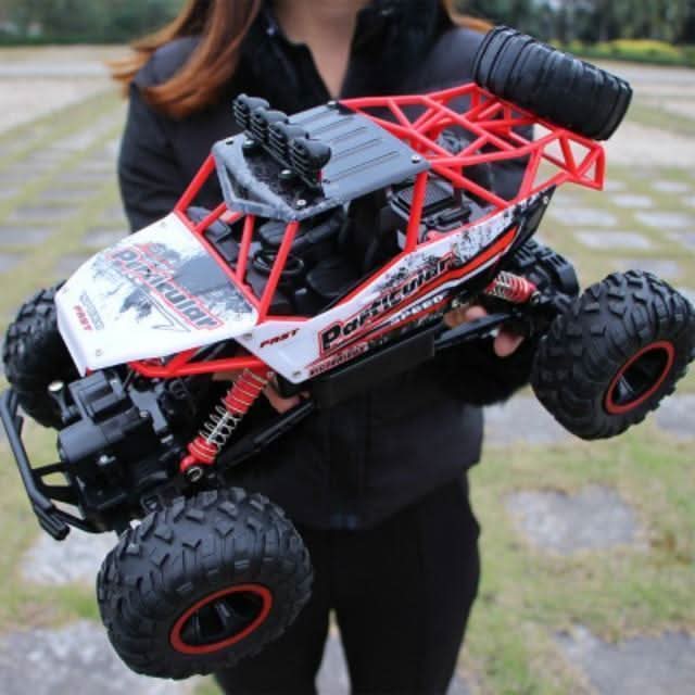 BeastTrek X4 – Sturdy Remote-Controlled Monster Truck for Every Terrain