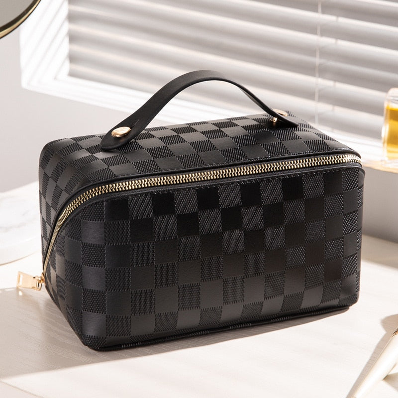 Toiletry Bag for Men & Women | Luxury Design Toiletry Bag | Wash Bag | Washiq