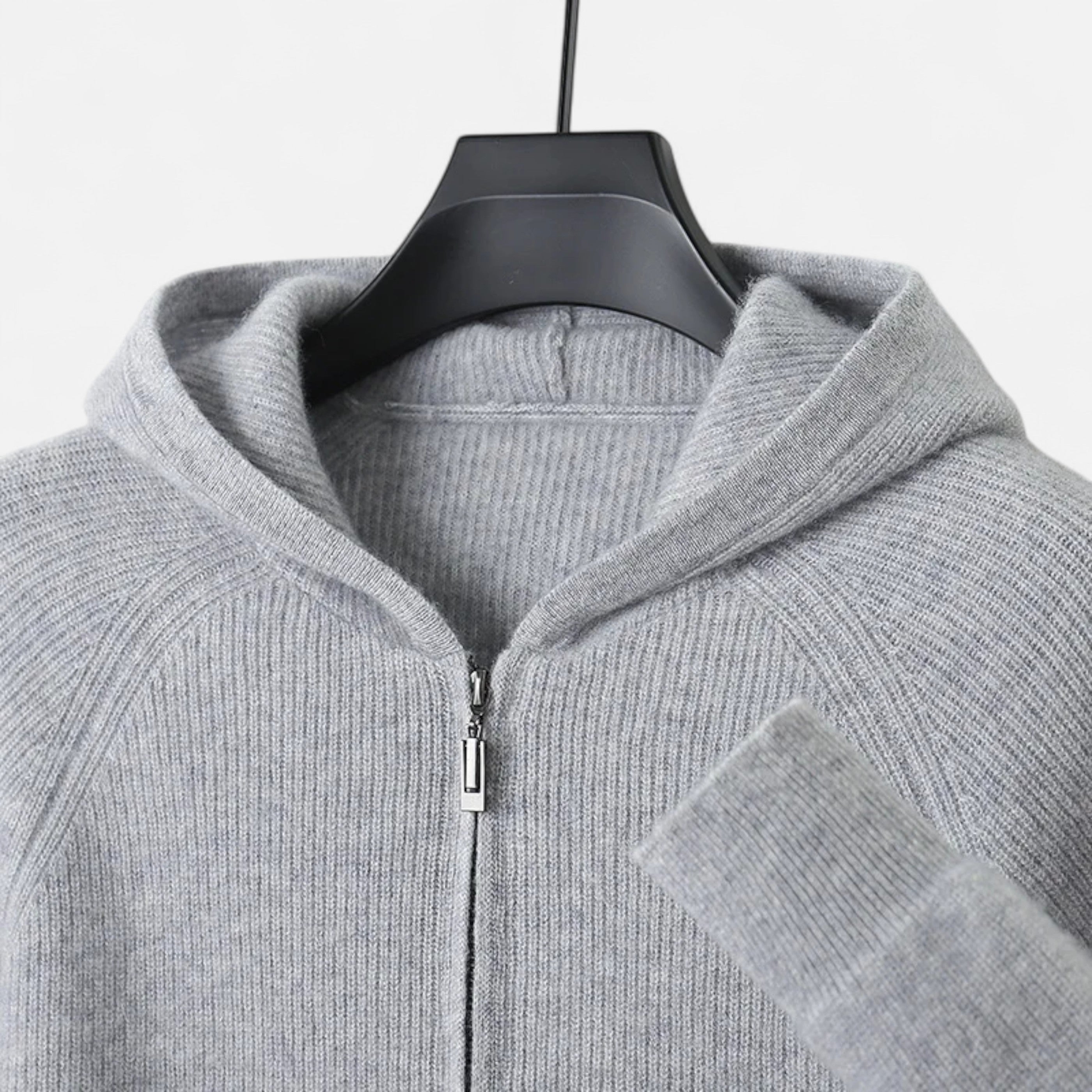 Herren Kapuzenpullover mit Reißverschluss | Warm, Raffiniert & Ideal für kalte Jahreszeiten