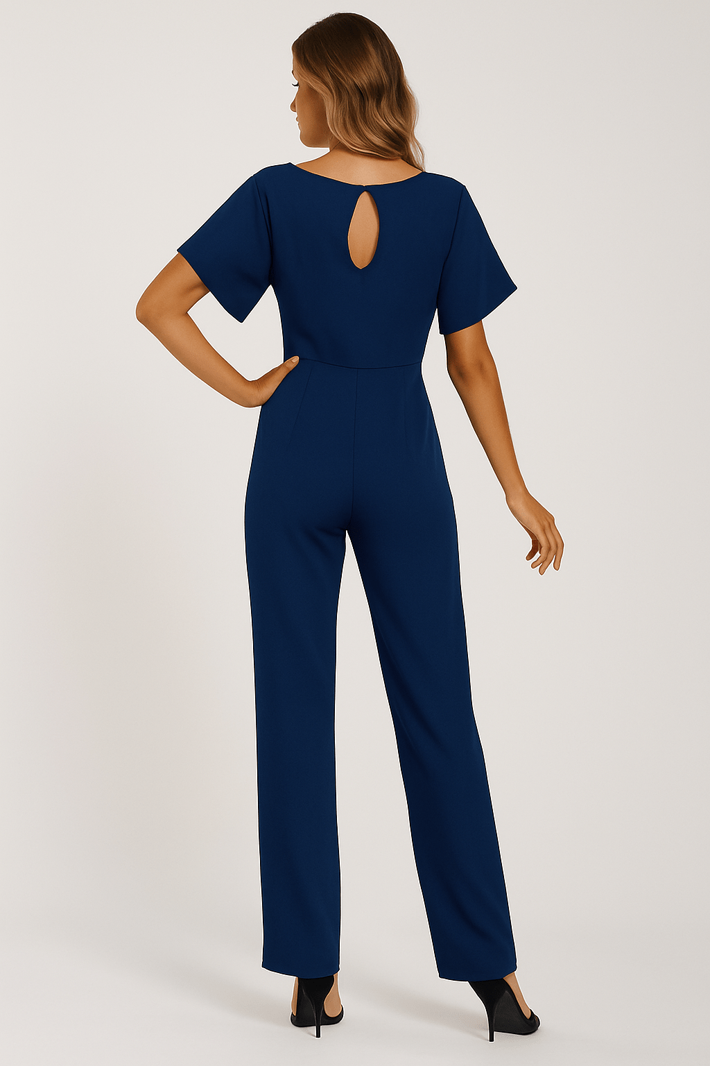 Damen Jumpsuit mit Bindegürtel – Müheloser Stil in einem Teil