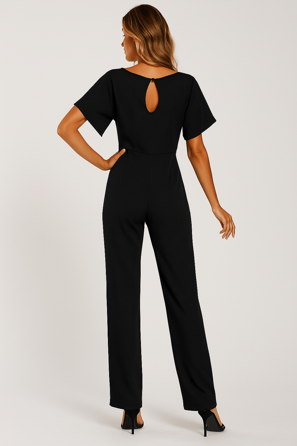 Damen Jumpsuit mit Bindegürtel – Müheloser Stil in einem Teil