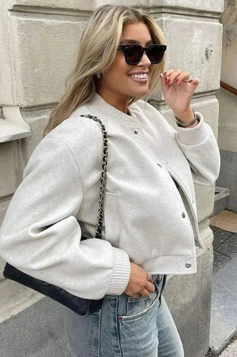 Gekürzte Bomberjacke für Frauen | Sportlich & Stilvoll