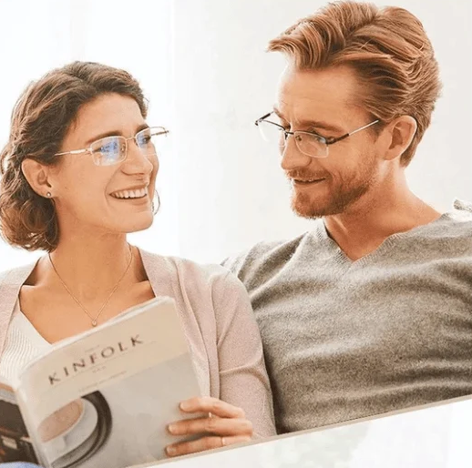 Ripob | Viselio Intelligente Lesebrille mit Gleitsichtgläsern | Ultraleicht & Blaulichtfilter | Für Nah- & Fernsicht | Titanrahmen TR90